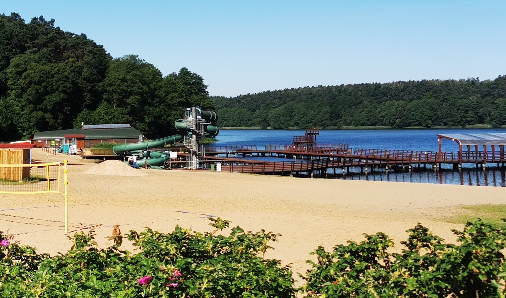 Plaża w okolicy pensjonatu Ambrowil